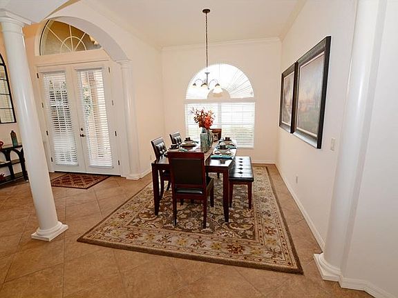 4th image of 5285 Green Dr
