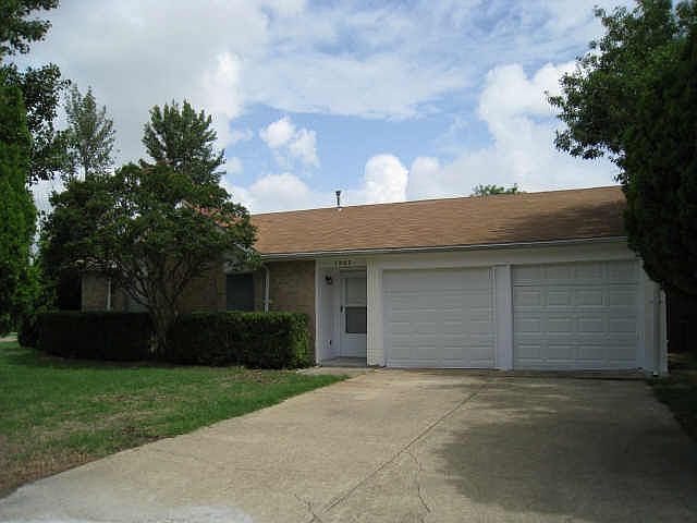 1st image of 1207 Brush Creek Dr