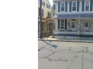 514 Walnut St, Denver, PA 17517