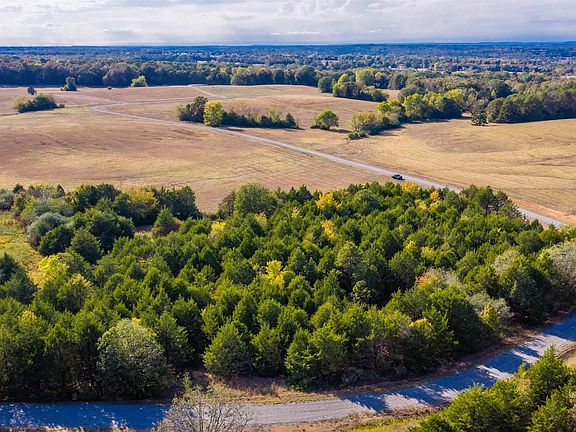 2nd image of LOT 33 Summer Fld