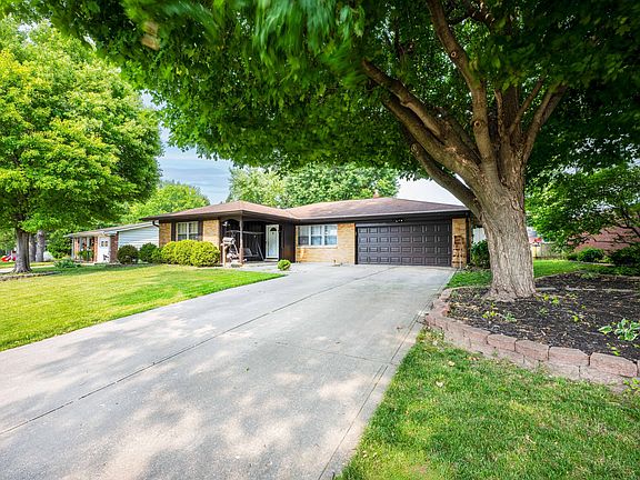 5th image of 3039 Lupine Ct