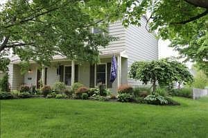 1st image of 272 Oak Hill Dr