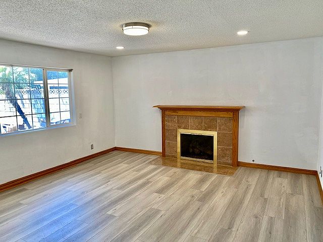 2nd image of 1120 Elder St