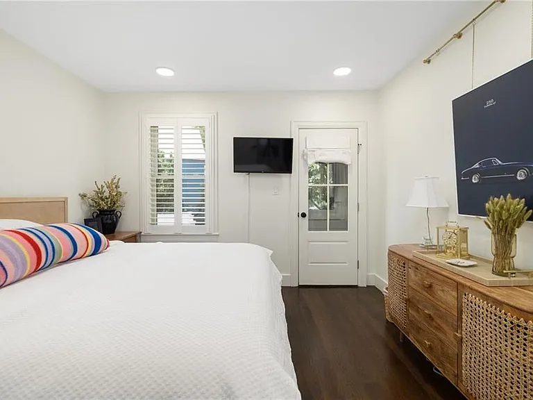 8 Cross St #1 — Photo 15