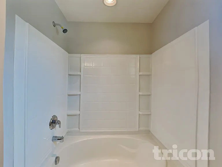 2640 Jordan Ridge Dr — Photo 11