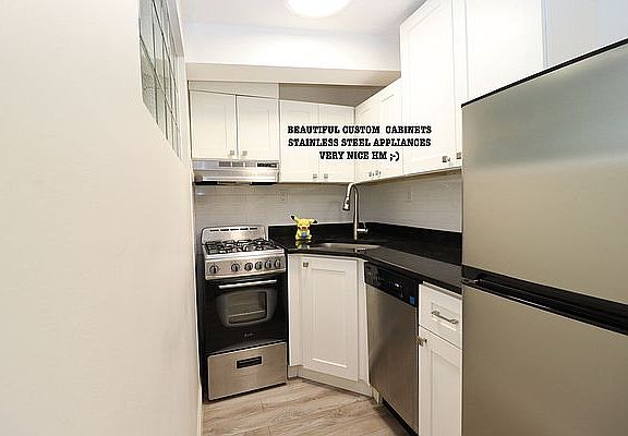3rd image of 502 W 44th St #3B
