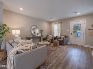 14970 Rowan Oak St, Gulfport, MS 39503