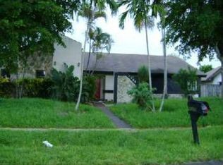 7200 NW 44th Ct, Lauderhill, FL 33319
