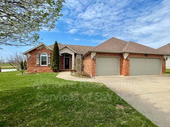 6063 N 19th Ave, Ozark, MO 65721