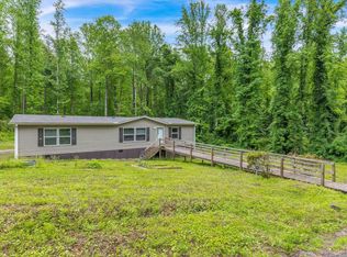 21 Hughes Rd, Greenville, SC 29611