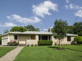 1418 Eastus Dr, Dallas, TX 75208