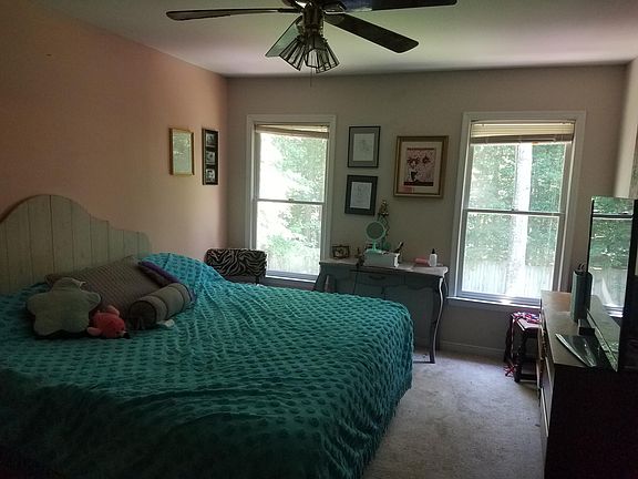 5th image of 4417 Lumberjack Ln