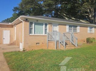 4 Fargo Cir, Greenville, SC 29611