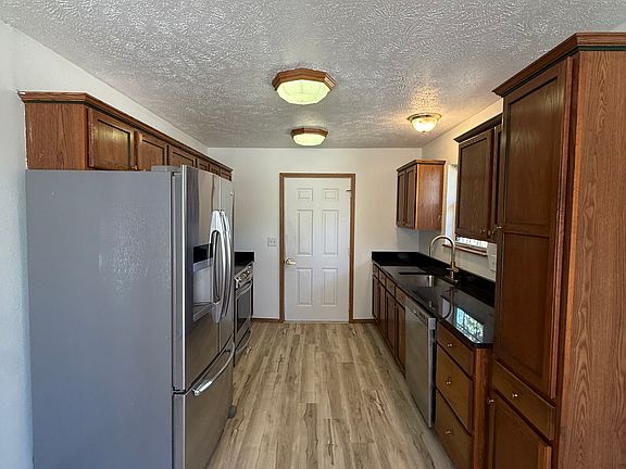 5th image of 2749 Spring Meadow Pkwy