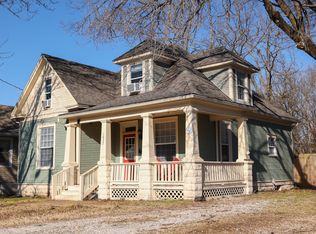 1037 W State St, Springfield, MO 65806