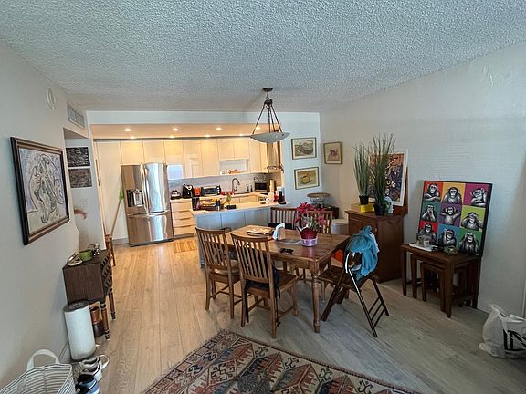 4th image of 19370 Collins Ave APT 1105