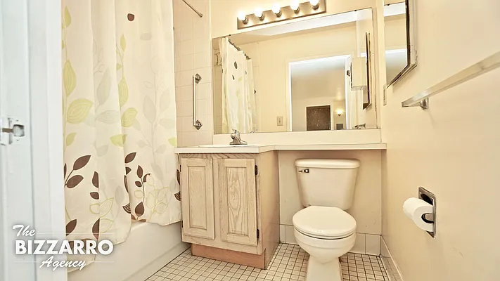 Sold by Bizzarro Agency | media 5