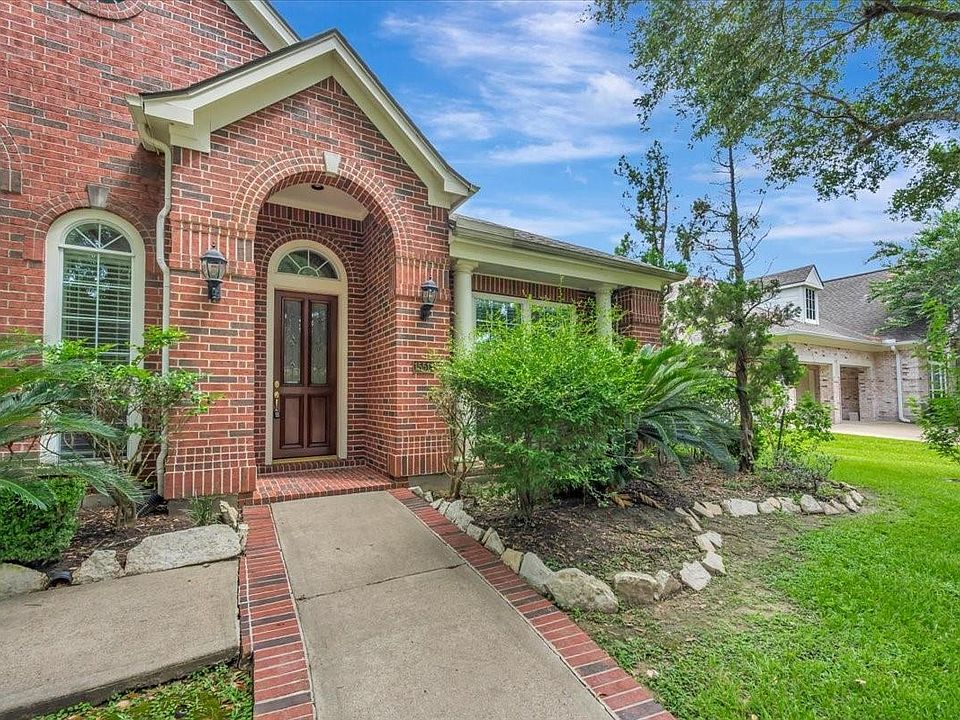 1st image of 15511 Pinenut Bay Ct