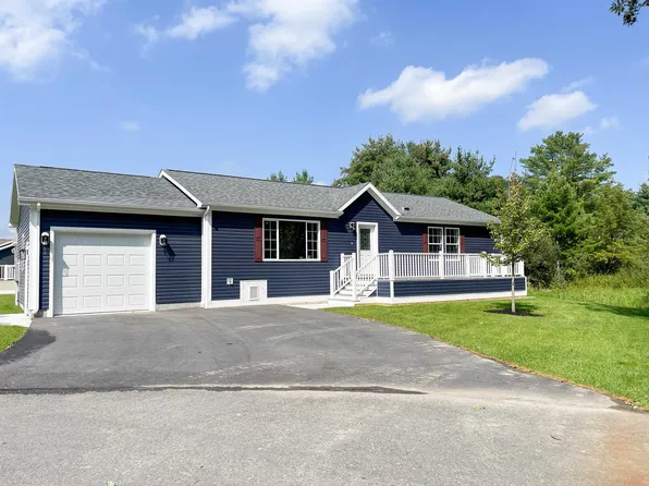 70 Settlement Loop, Kittery, ME 03904