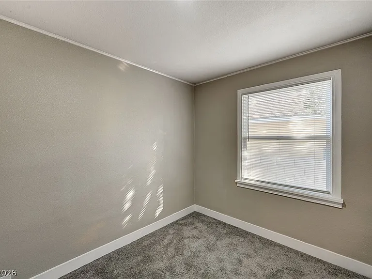 632 Avenue D — Photo 22