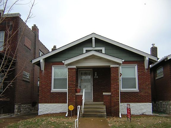 2nd image of 4922 Robert Ave