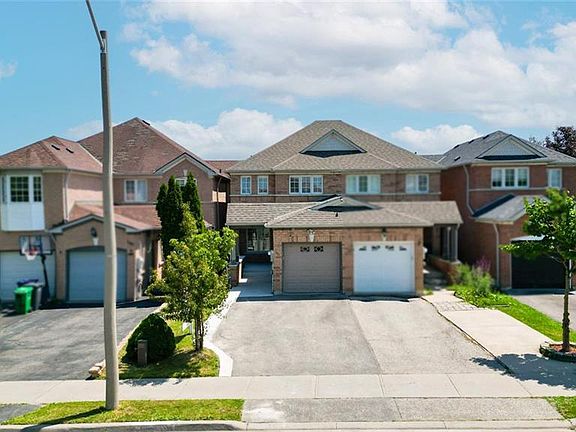 2nd image of 146 Olympia Cres