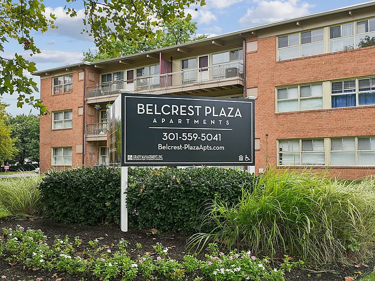 Belcrest Plaza — Photo 12
