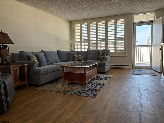 5th image of 500 Bay Ave APT 307N