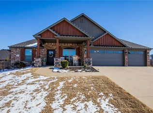 760 Ray St, Pea Ridge, AR 72751