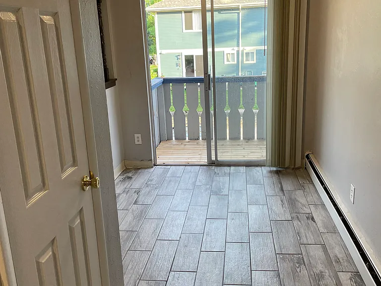 4321 Moore St #2 — Photo 4