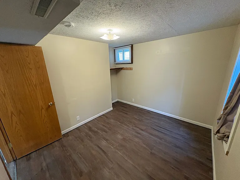 1804 Hartley St — Photo 22