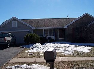 6487 Laurel Cherry Dr, Rockford, IL 61108