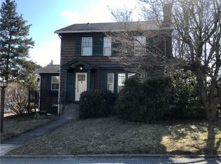 32 Hyland Ave, East Greenwich, RI 02818