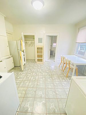 5th image of 143-28 Cherry Ave #B