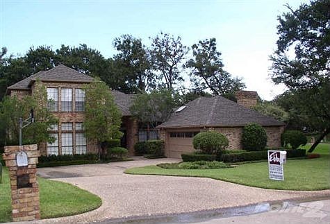 1st image of 2217 Shari Ln