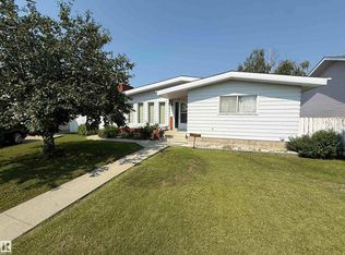 10808 109th St, Westlock, AB T7P1C4