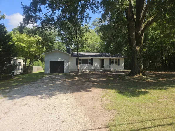712 Mountain St NW, Jacksonville, AL 36265