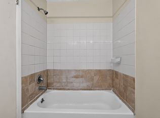 828 Putnam Blvd APT B, Wallingford, PA 19086
