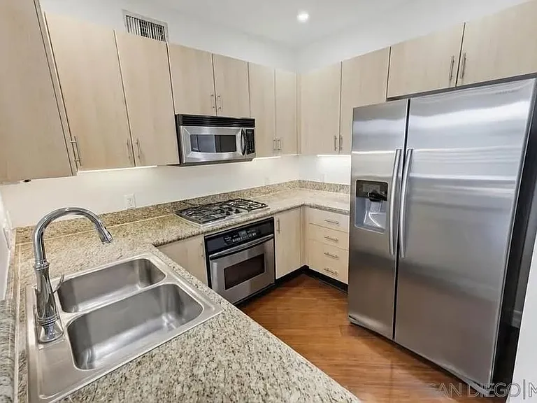 550 Park Blvd #2604 — Photo 10