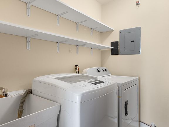 2nd image of 15715 N Franklin Dr #168