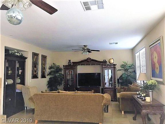 3rd image of 6240 Villa Emo St
