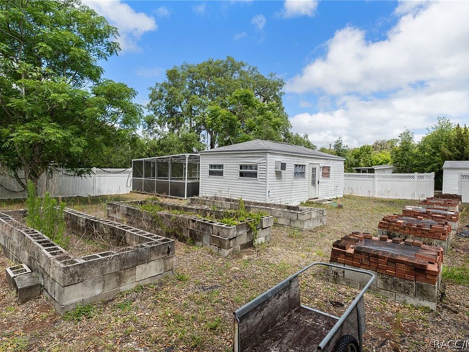 1st image of 8429 S Linden Point