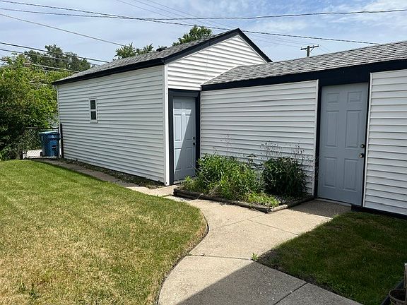 2nd image of 244 Webb St