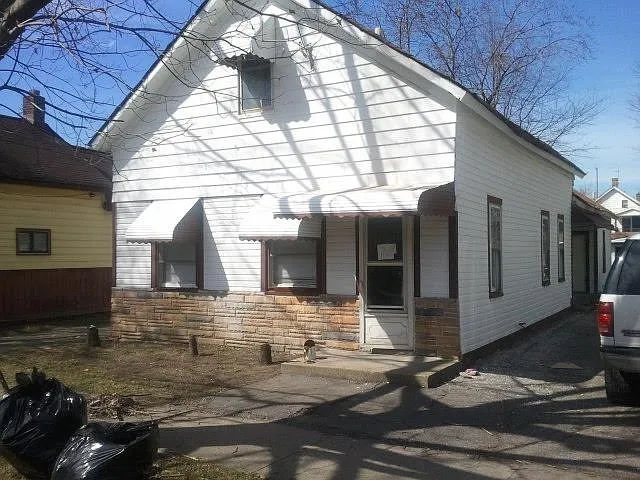 6519 Fullerton Ave photo 1
