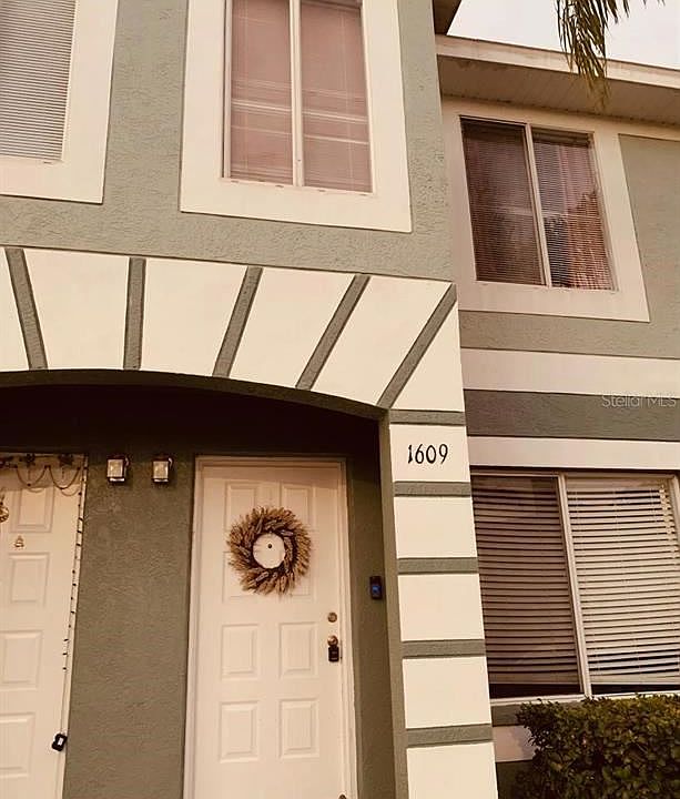 1st image of 1609 Fluorshire Dr