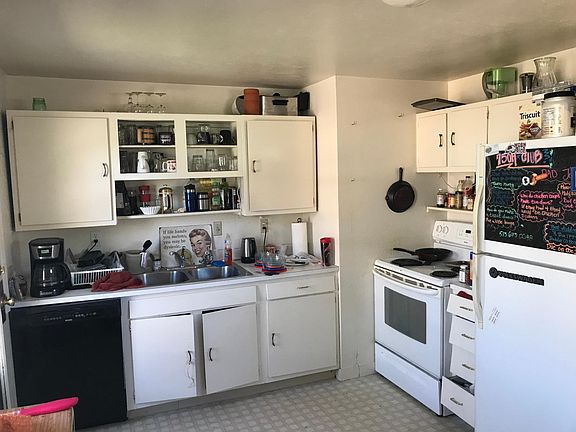 5th image of 760 S Lashley Ln