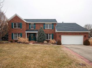3411 Whispering Meadow Dr, Dayton, OH 45415