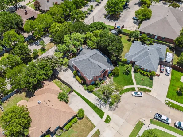505 Edgeview Dr, Grand Prairie, TX 75052