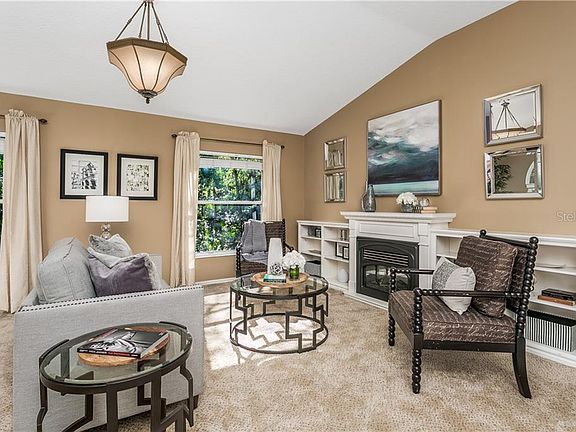 4th image of 14602 Corkwood Dr