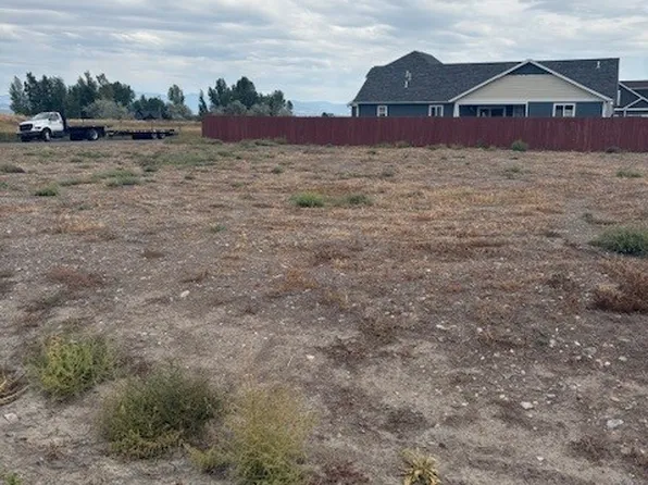 3897 Rosette Ln, Helena, MT 59602